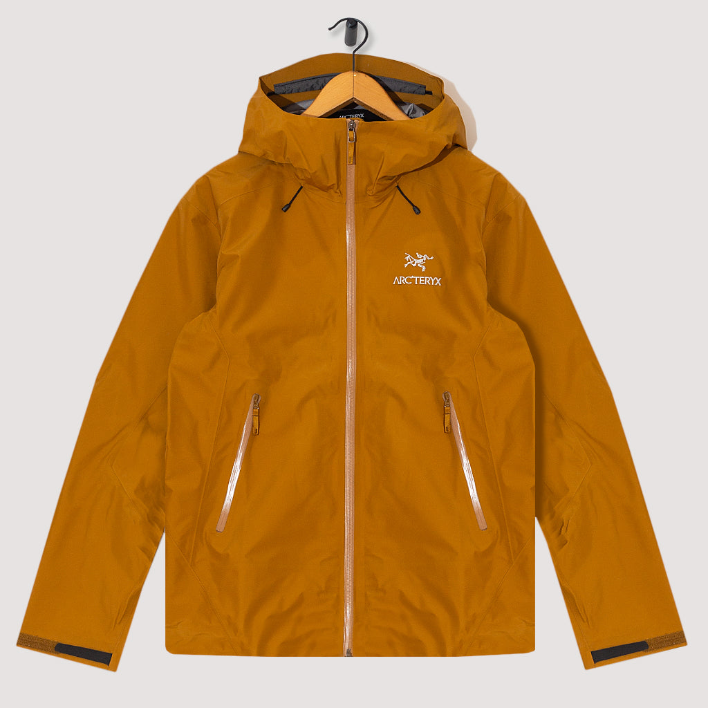 Beta LT Jacket - Yukon | Arc'teryx | Peggs & son.