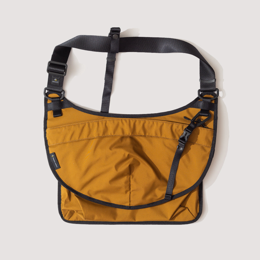 Face Shoulder Bag - Camel