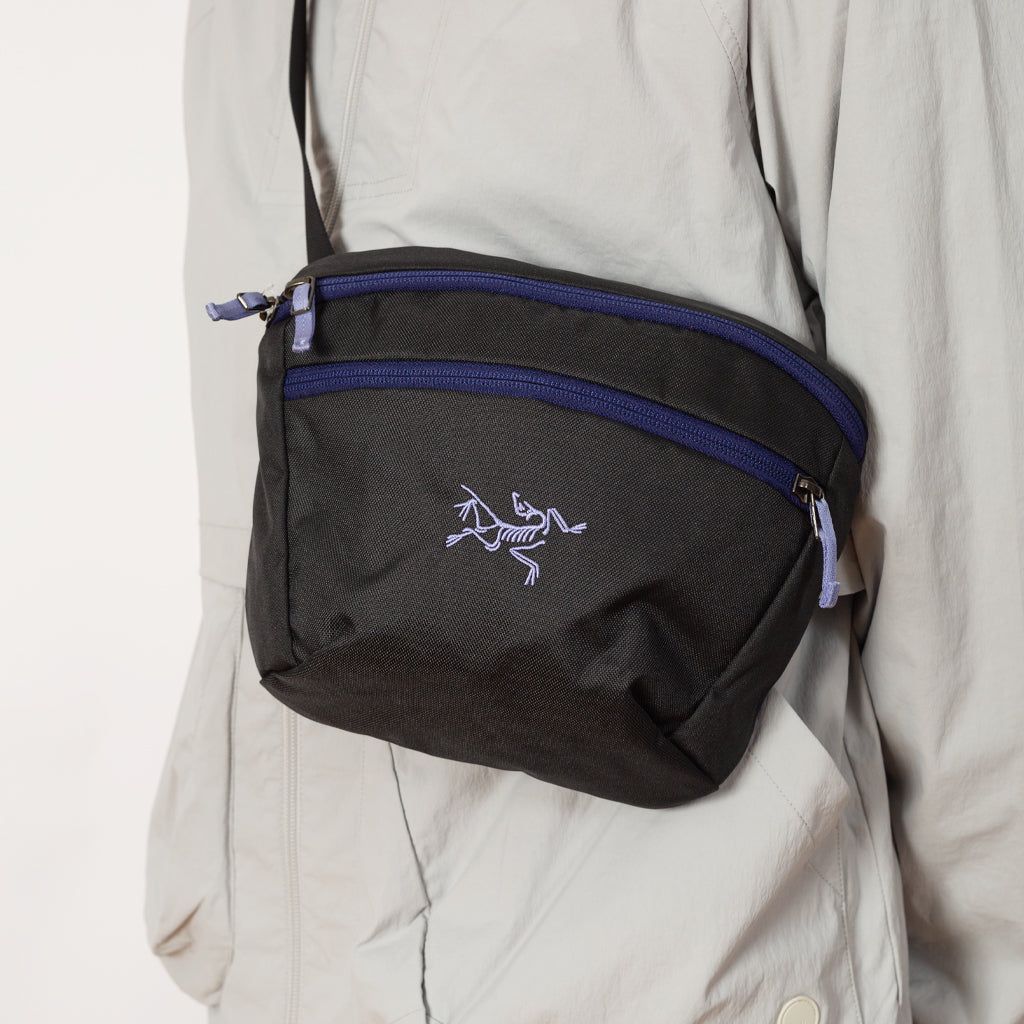 Mantis 2 Waist Pack - Black/Soulsonic