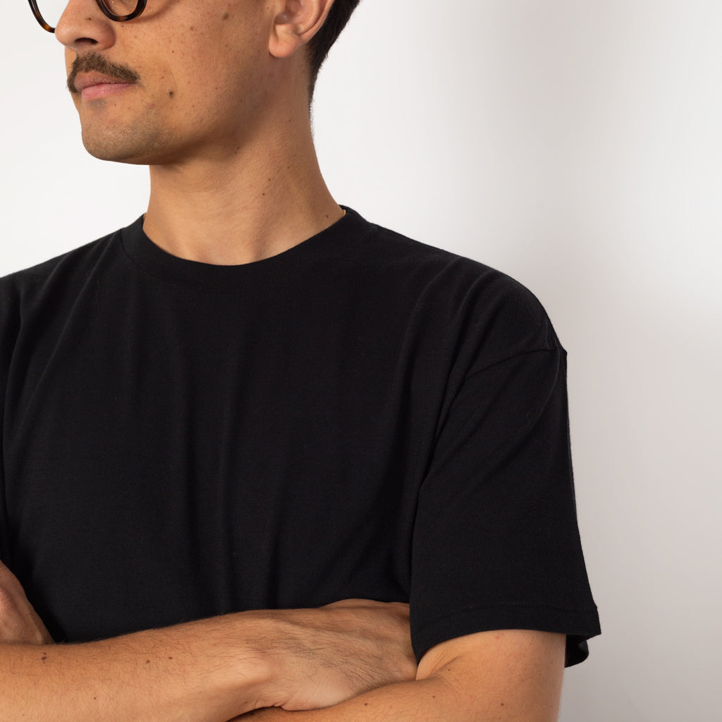 Seamless Crew Neck Tee - Black