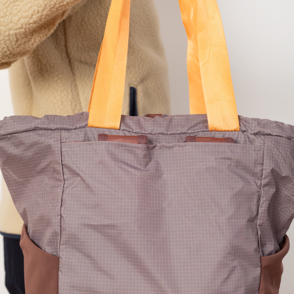 Ultralight Black Hole Tote Pack - Dulse Mauve