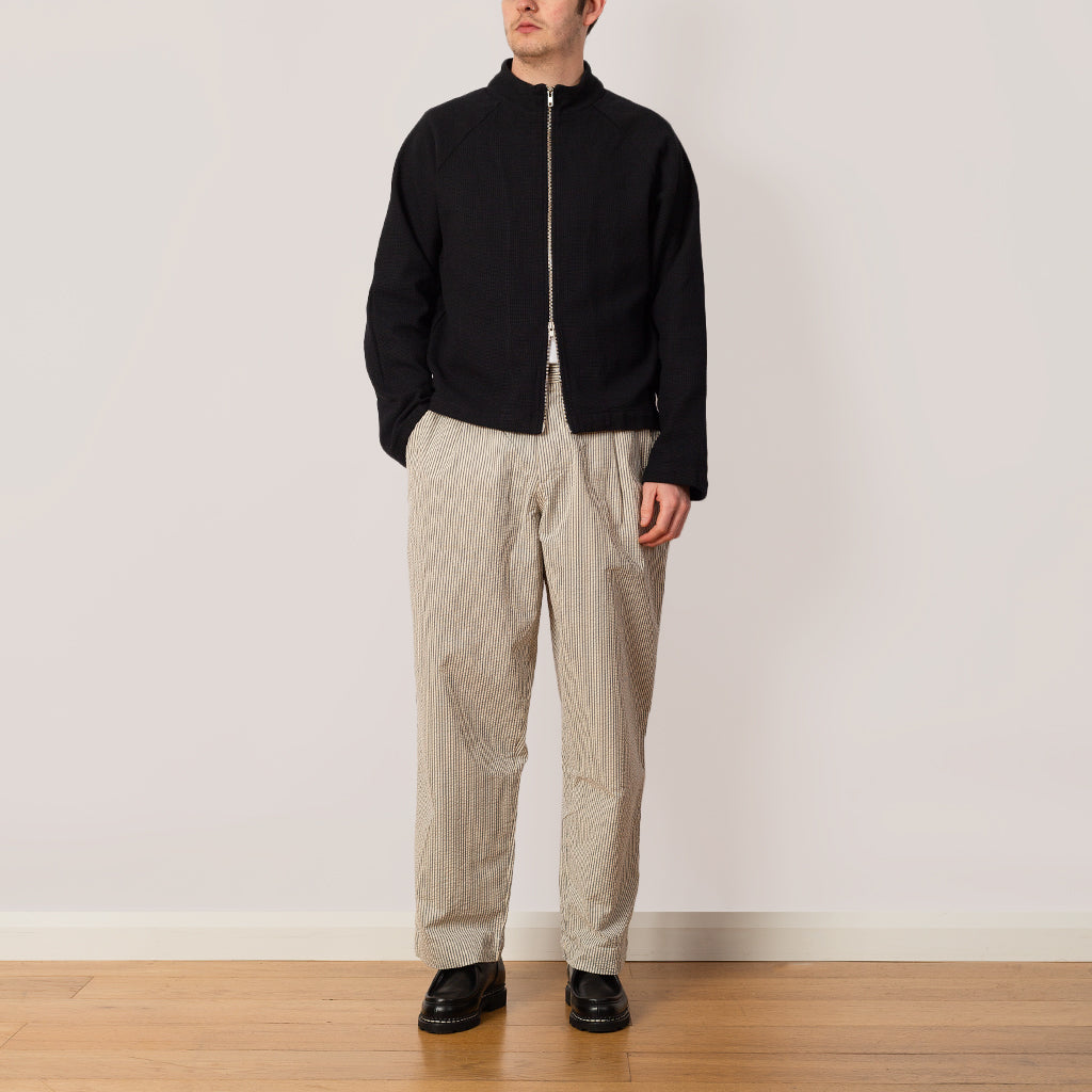 Leisure Woven Zip Up - Black